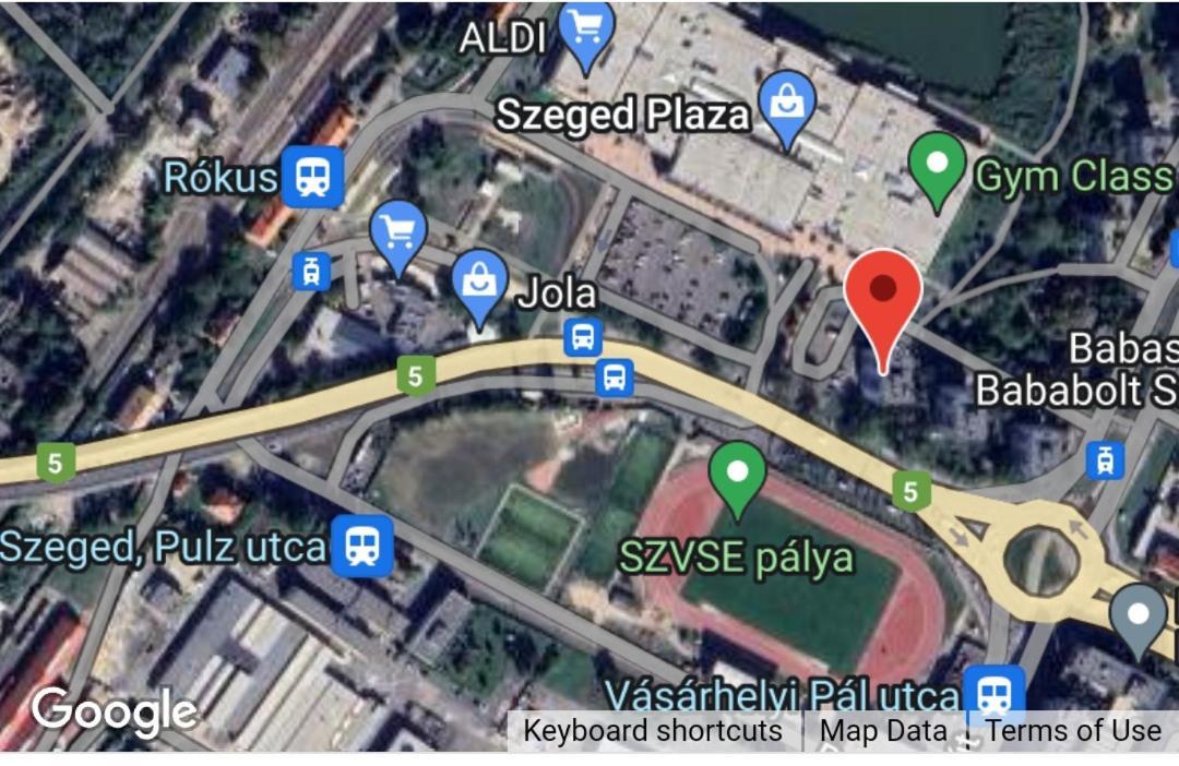Panorama Apartment Near Szeged Plaza Exterior photo